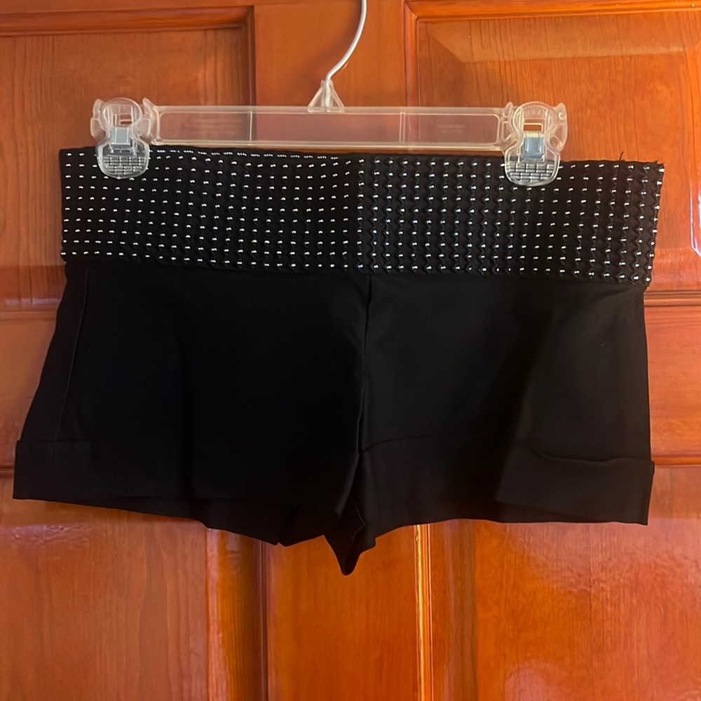 Mandee Black Rayon/Nylon/Spandex Fitted Shorts ~ Size S